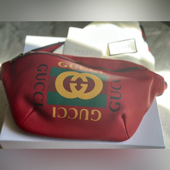 Gucci Bum Bag - Picture 1 of 3